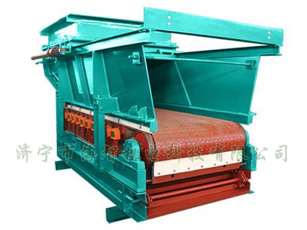 帶式（甲帶）給料機具有運行平穩(wěn)、節(jié)能、環(huán)保等優(yōu)點